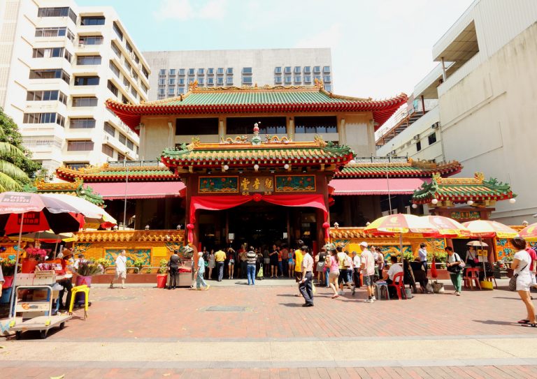City Hall Kwan Im Thong Hood Cho Temple